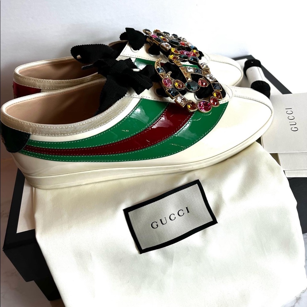 Gucci - Falacer Patent leather GG Vernice crystal Sneakers